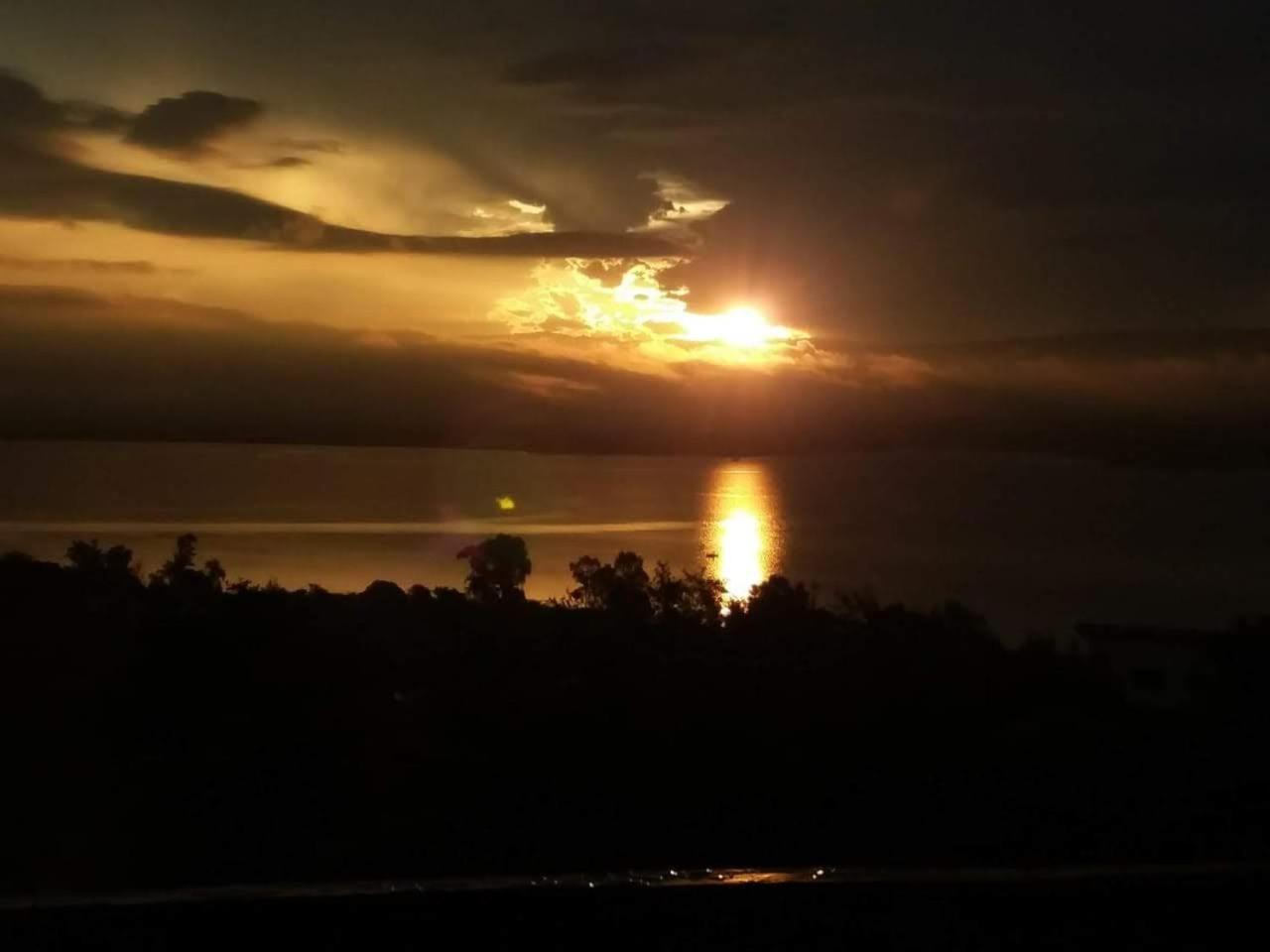 Peperina Lago Los Molinos Villa Ciudad de America Exterior foto